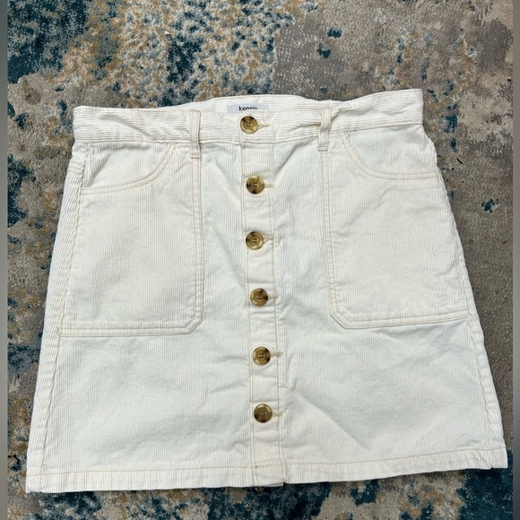 Kensie The Skirt White Corduroy Button Down Skirt Womens size 8/29 NWOT​ - Picture 1 of 6